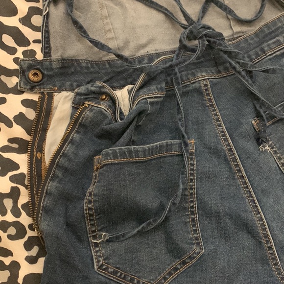 Lace Up Backless Denim Romper - Picture 3 of 5